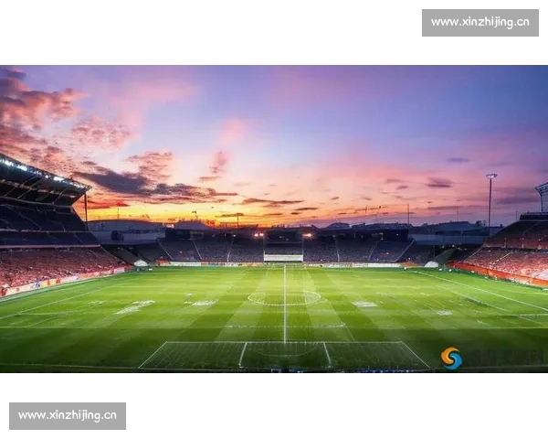 绿茵场上的激情碰撞与战术智慧全景解读 绿茵场上的激情碰撞与战术智慧全景解读